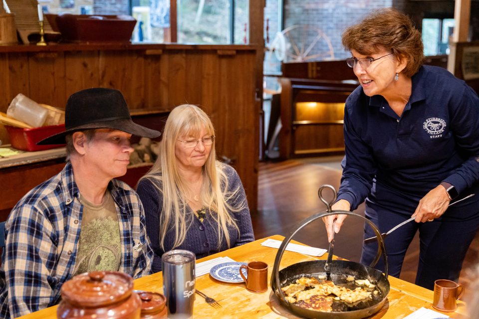 Hearth cooking workshop at Museum Ed